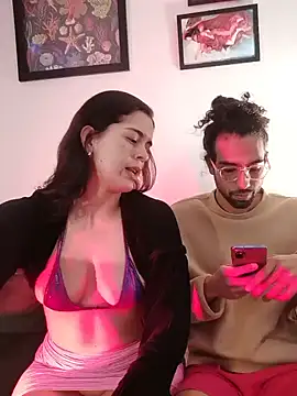 Snapshot of Redfloweer1 chatting on September 2025 08:25:01 PM Redfloweer1 online show from September 2025 08:25:01 PM