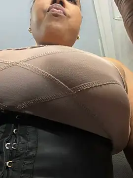 NaiomyLanes online show from March 2026 12:00:01 PM