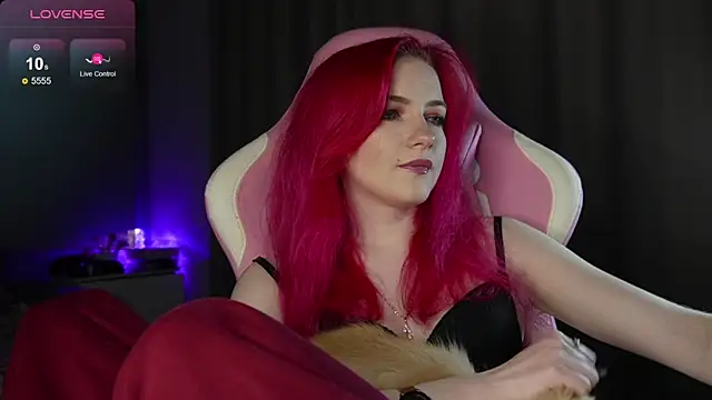 joyhannahh online show from November 2025 02:31:02 PM