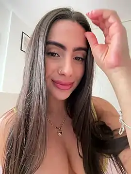 ValeryR  online show from March 2026 09:37:01 PM