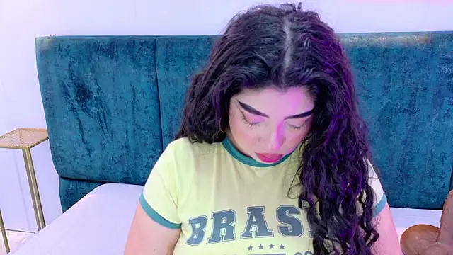 AgathaLynx online show from February 2026 10:35:02 AM