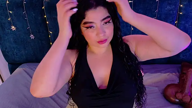 AgathaLynx online show from December 2025 10:41:01 AM