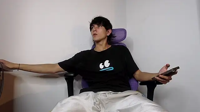 alex connorr online show from December 2025 11:30:01 PM