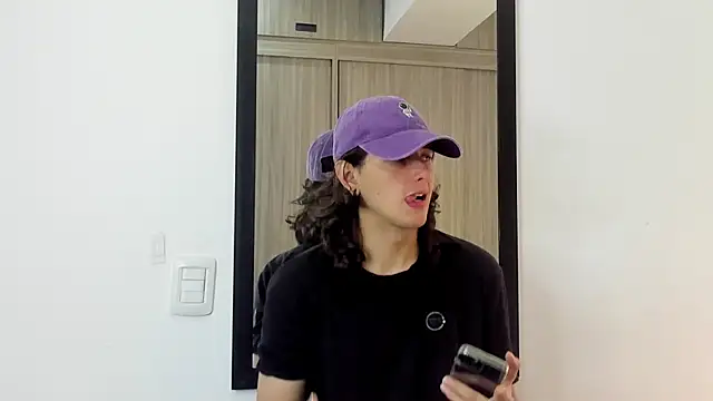 Snapshot of alex_connorr chatting on January 2025 03:22:02 PM alex connorr online show from January 2025 03:22:02 PM