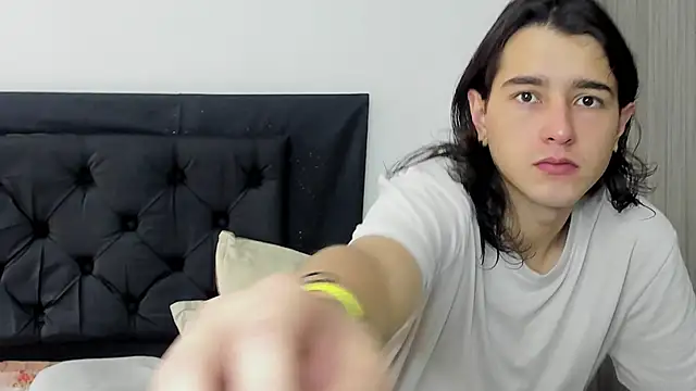 Snapshot of alex_connorr chatting on January 2025 04:51:02 PM alex connorr online show from January 2025 04:51:02 PM