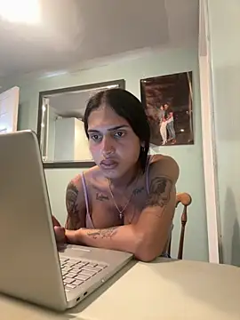 Snapshot of catriona_pia chatting on October 2025 07:24:01 PM catriona pia online show from October 2025 07:24:01 PM