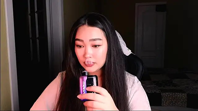 Snapshot of Erica_Wayne chatting on March 2025 03:02:01 PM Erica Wayne online show from March 2025 03:02:01 PM