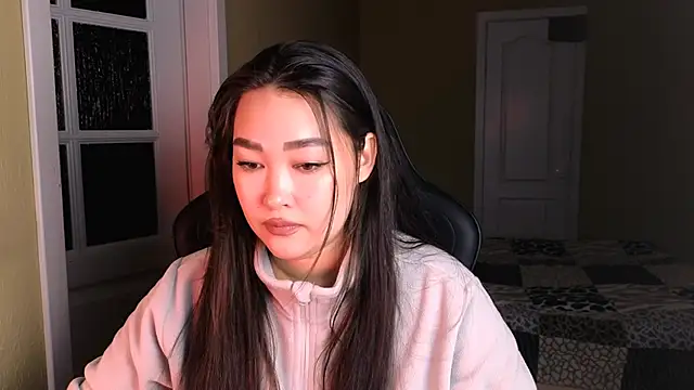 Snapshot of Erica_Wayne chatting on January 2025 02:41:01 PM Erica Wayne online show from January 2025 02:41:01 PM