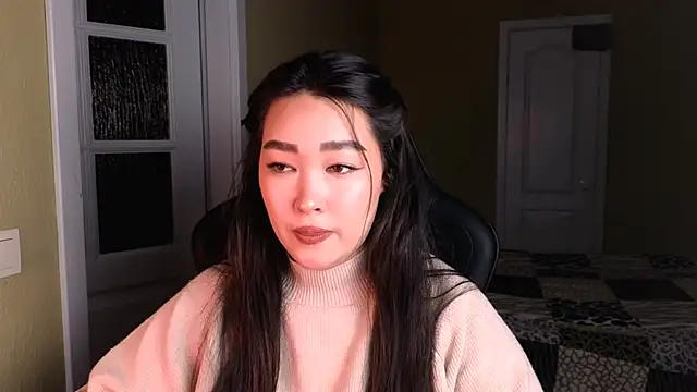 Snapshot of Erica_Wayne chatting on January 2025 05:48:02 AM Erica Wayne online show from January 2025 05:48:02 AM