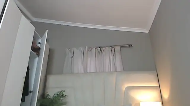naughtyblackdolie online show from September 2025 05:25:02 AM