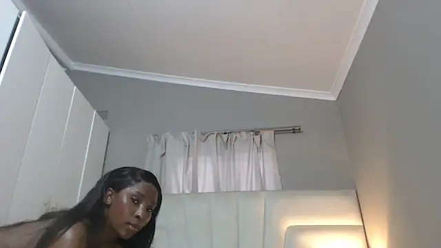 naughtyblackdolie online show from November 2025 05:22:01 AM