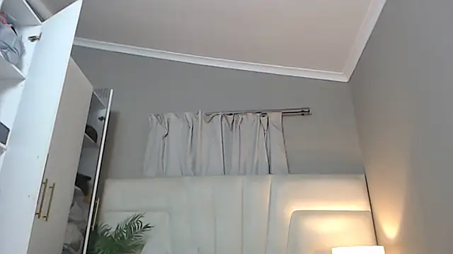 naughtyblackdolie online show from September 2025 03:02:02 AM