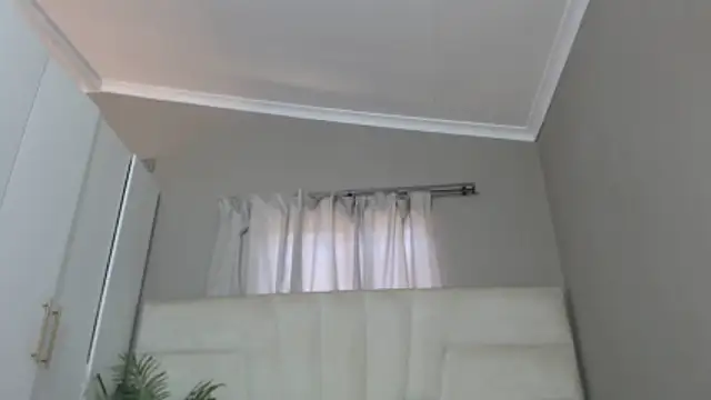 naughtyblackdolie online show from April 2026 08:15:01 AM