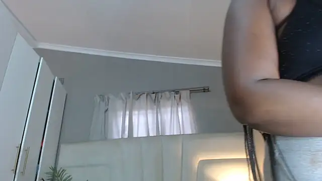 naughtyblackdolie online show from March 2026 08:03:01 AM