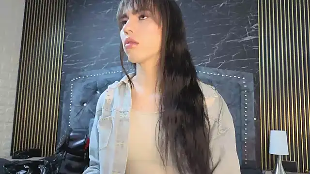 Snapshot of diosagolden chatting on November 2025 08:31:01 PM diosagolden online show from November 2025 08:31:01 PM