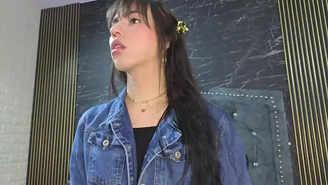 Snapshot of diosagolden chatting on November 2025 08:42:01 PM diosagolden online show from November 2025 08:42:01 PM