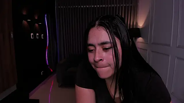 Anna parkker  online show from November 2025 07:24:02 PM