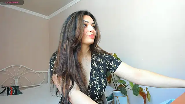 Snapshot of _cleopattra_ chatting on January 2025 08:46:02 AM  cleopattra  online show from January 2025 08:46:02 AM