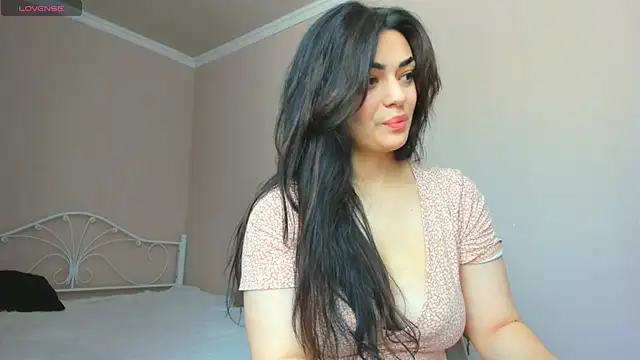 Snapshot of _cleopattra_ chatting on February 2025 07:23:01 AM  cleopattra  online show from February 2025 07:23:01 AM
