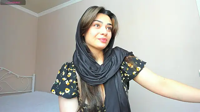 Snapshot of _cleopattra_ chatting on February 2025 09:16:01 AM  cleopattra  online show from February 2025 09:16:01 AM
