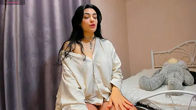 Snapshot of _cleopattra_ chatting on December 2024 05:06:02 PM  cleopattra  online show from December 2024 05:06:02 PM