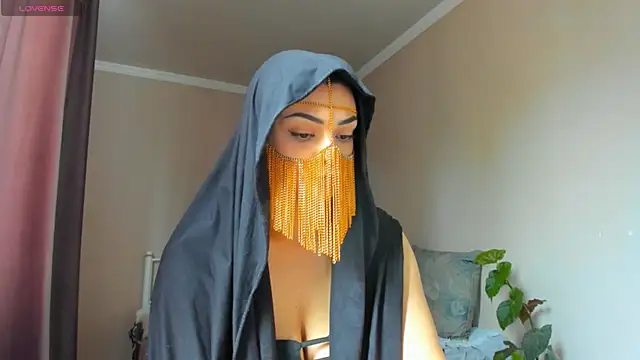 Snapshot of _cleopattra_ chatting on October 2025 07:54:01 AM  cleopattra  online show from October 2025 07:54:01 AM