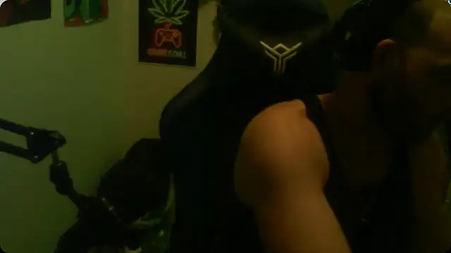 Snapshot of GeneralXMillyX chatting on October 2025 07:20:02 AM GeneralXMillyX online show from October 2025 07:20:02 AM