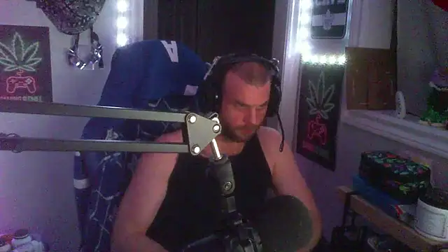 Snapshot of GeneralXMillyX chatting on November 2025 05:34:02 AM GeneralXMillyX online show from November 2025 05:34:02 AM