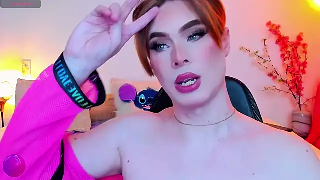 Snapshot of mike_blossom chatting on October 2025 02:18:01 PM mike blossom online show from October 2025 02:18:01 PM