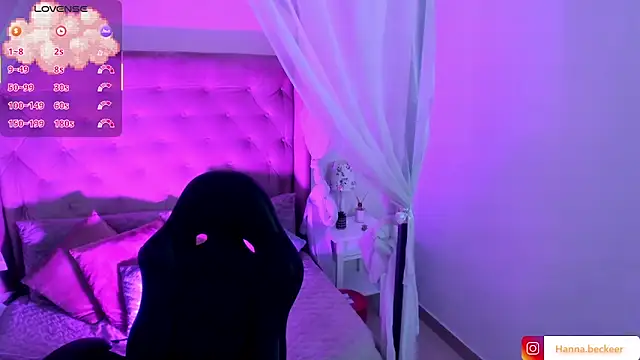 Hanna  Becker  online show from March 2026 03:35:02 AM