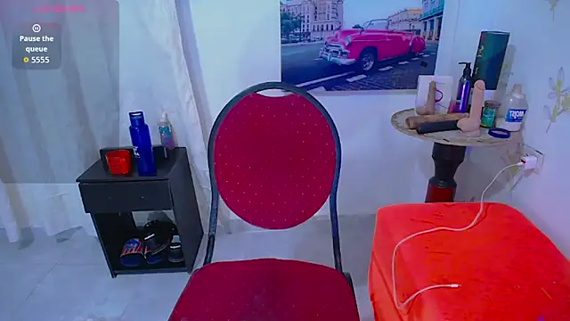 Snapshot of AntonetteBigCock chatting on September 2025 04:39:02 PM AntonetteBigCock online show from September 2025 04:39:02 PM