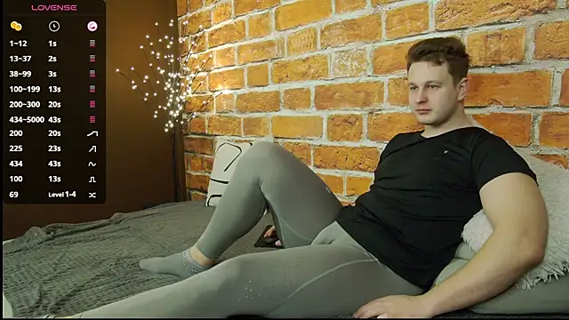 charlie smiley online show from December 2025 12:43:02 AM