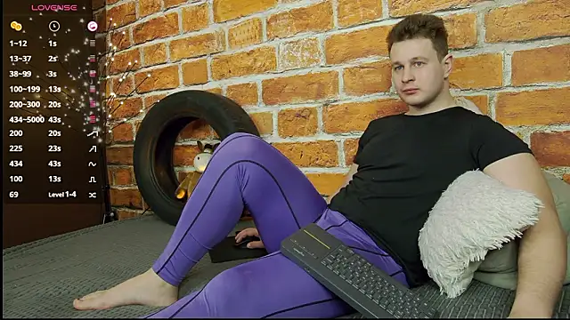 charlie smiley online show from February 2026 03:29:02 AM