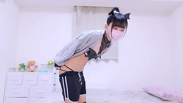 Snapshot of 86_haru chatting on January 2025 12:29:01 PM 86 haru online show from January 2025 12:29:01 PM