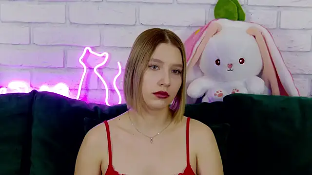 LiliLinn online show from March 2025 08:06:02 AM
