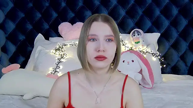 LiliLinn online show from March 2025 04:21:02 AM