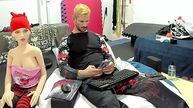 Samurayjiu online show from November 2025 05:06:02 PM