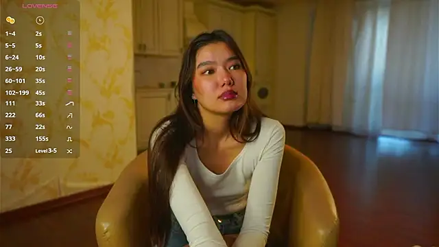 Snapshot of EmmaFisherf chatting on March 2026 03:31:02 AM EmmaFisherf online show from March 2026 03:31:02 AM