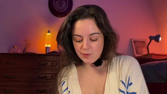 OohBunny online show from June 2026 05:39:02 PM