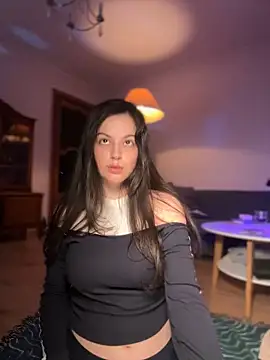 OohBunny online show from March 2025 06:43:01 PM