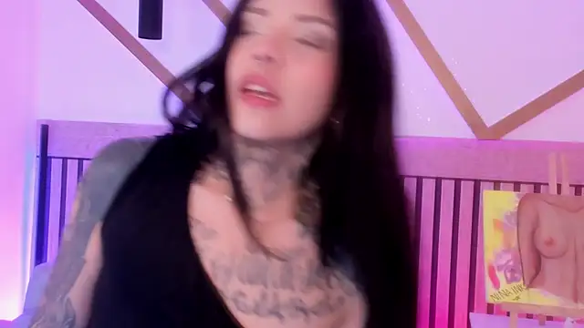 Snapshot of NinaInk chatting on May 2026 02:50:02 PM NinaInk online show from May 2026 02:50:02 PM
