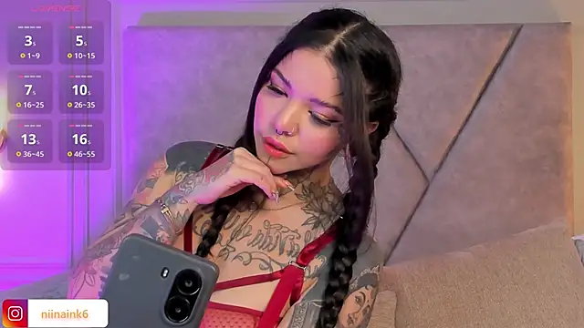 NinaInk online show from September 2025 02:46:01 PM