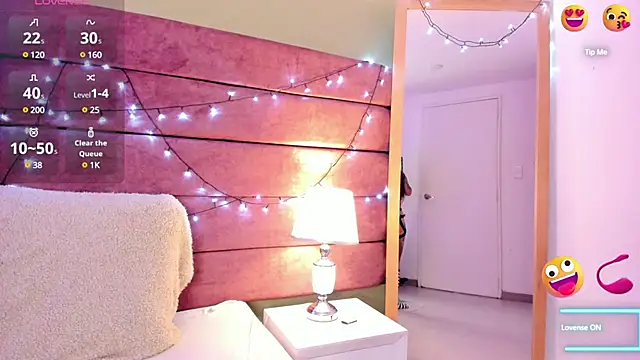 NinaInk online show from March 2025 01:34:01 PM