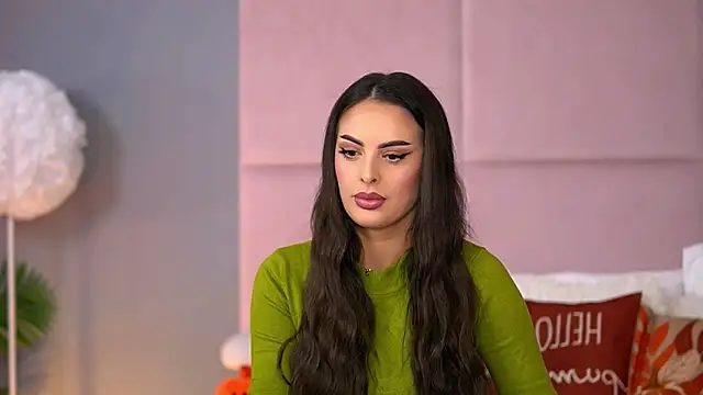 AlmaLuv online show from November 2025 04:55:02 AM