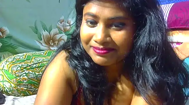 Snapshot of sexy_roma chatting on February 2025 08:56:01 PM sexy roma online show from February 2025 08:56:01 PM