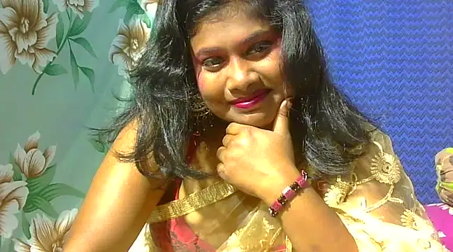 Snapshot of sexy_roma chatting on February 2025 05:18:02 PM sexy roma online show from February 2025 05:18:02 PM