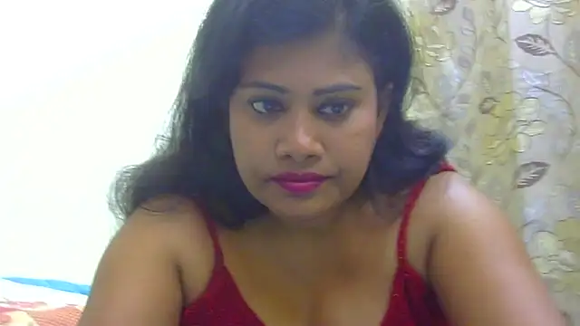 Snapshot of sexy_roma chatting on December 2025 05:56:02 PM sexy roma online show from December 2025 05:56:02 PM