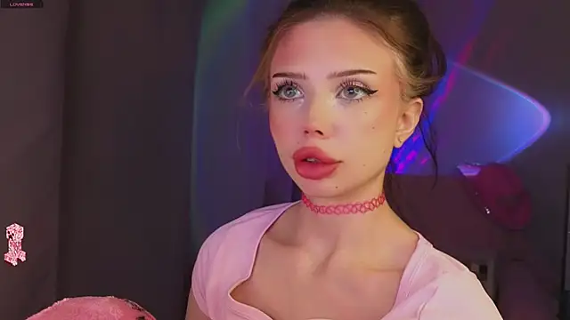 Jessie Johns online show from April 2026 06:33:01 PM
