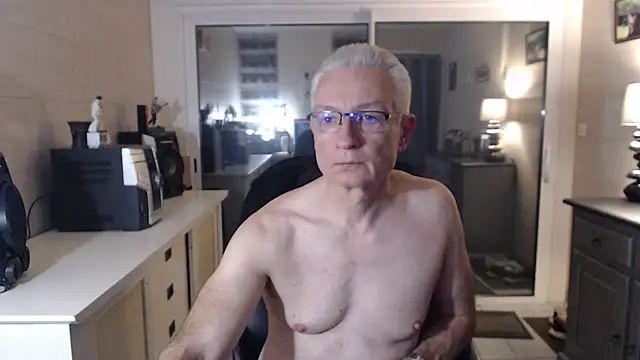 Goduleur69 online show from December 2024 12:23:01 AM