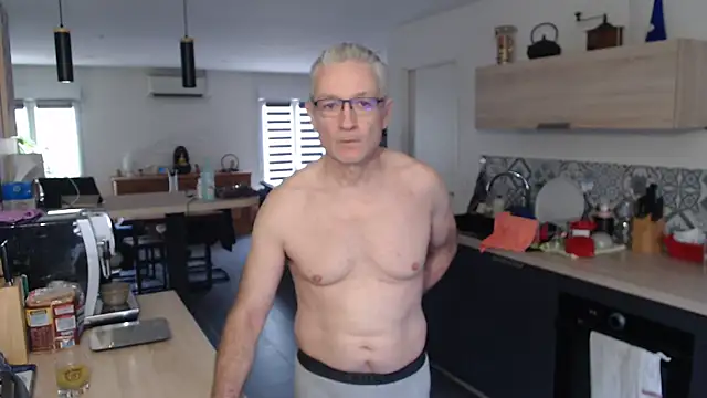 Goduleur69 online show from February 2025 02:20:01 PM